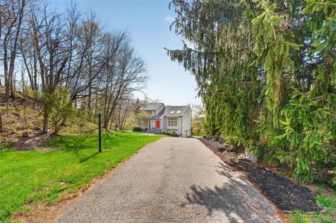 7 Chardonnay Road Cortlandt Manor NY 10567