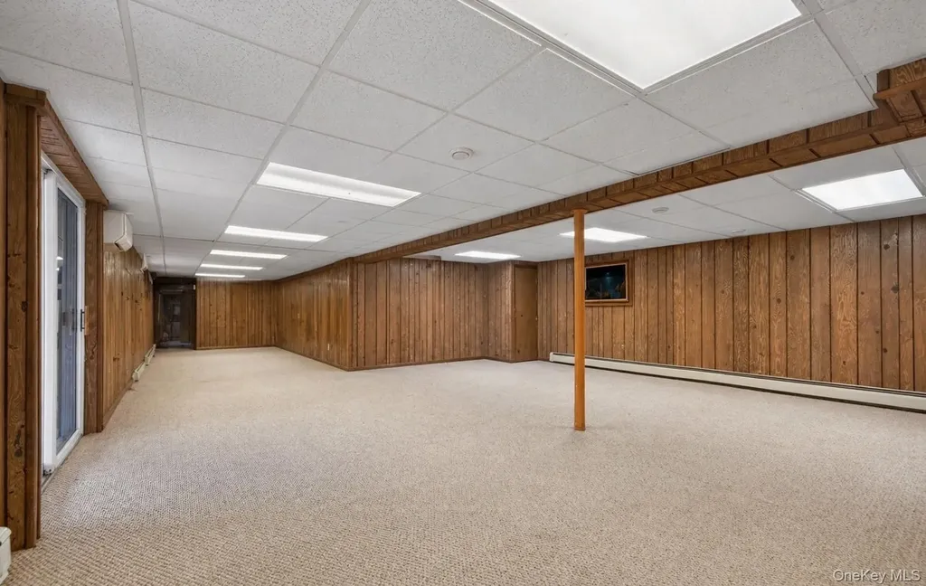 17 Hillcrest Drive Glen Head NY 11545