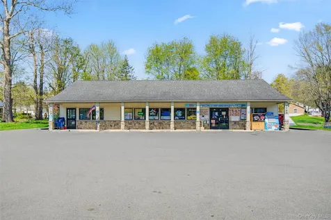 1759 State Route 209 Wurtsboro NY 12790