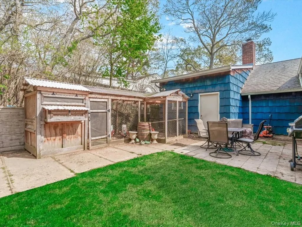 223 Locust Drive Rocky Point NY 11778