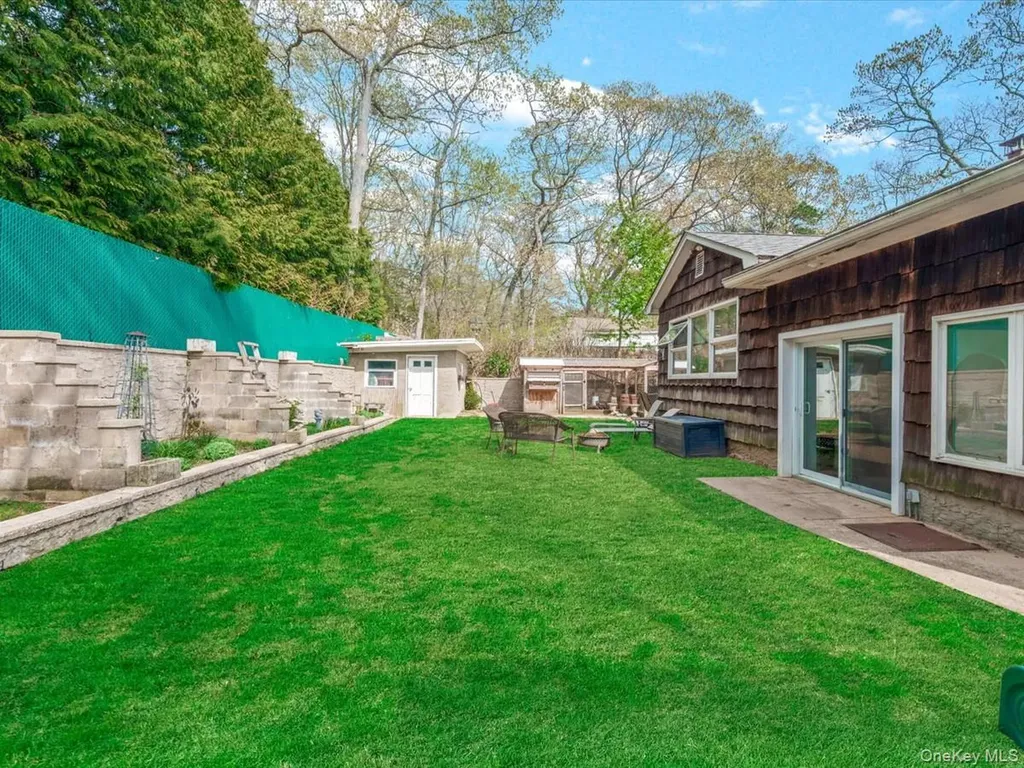 223 Locust Drive Rocky Point NY 11778