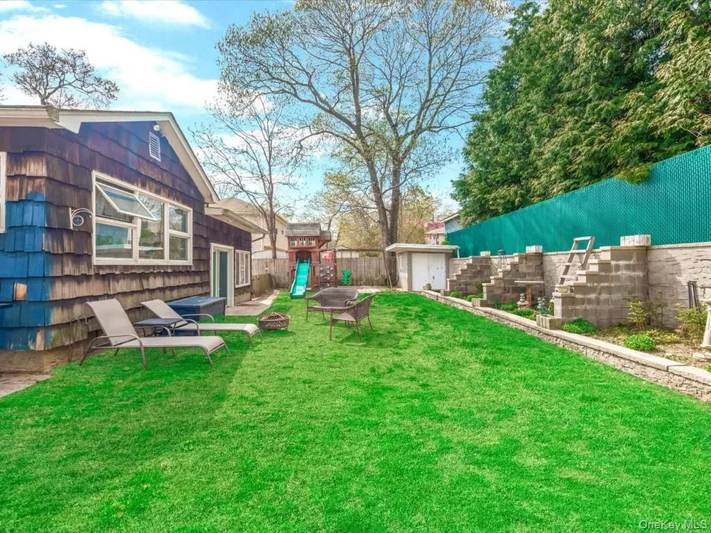 223 Locust Drive Rocky Point NY 11778