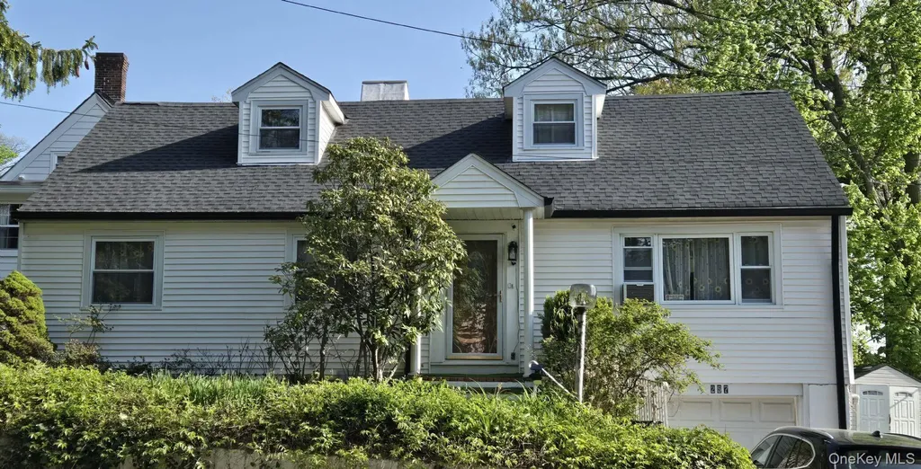 257 Schenck Avenue Great Neck NY 11021