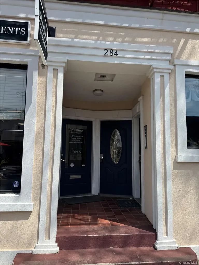 284 Main Street Beacon NY 12508
