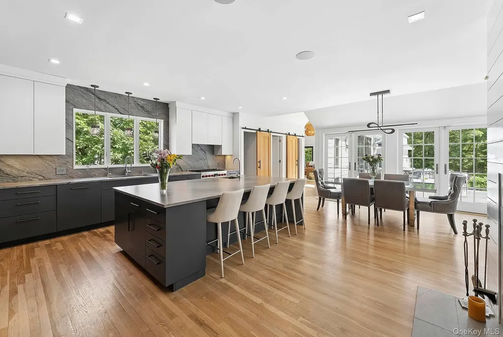 1 Fox Crossing Sag Harbor NY 11963
