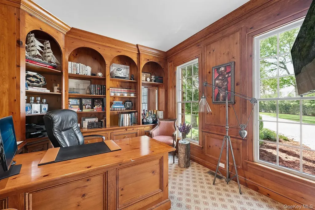1 Fox Crossing Sag Harbor NY 11963