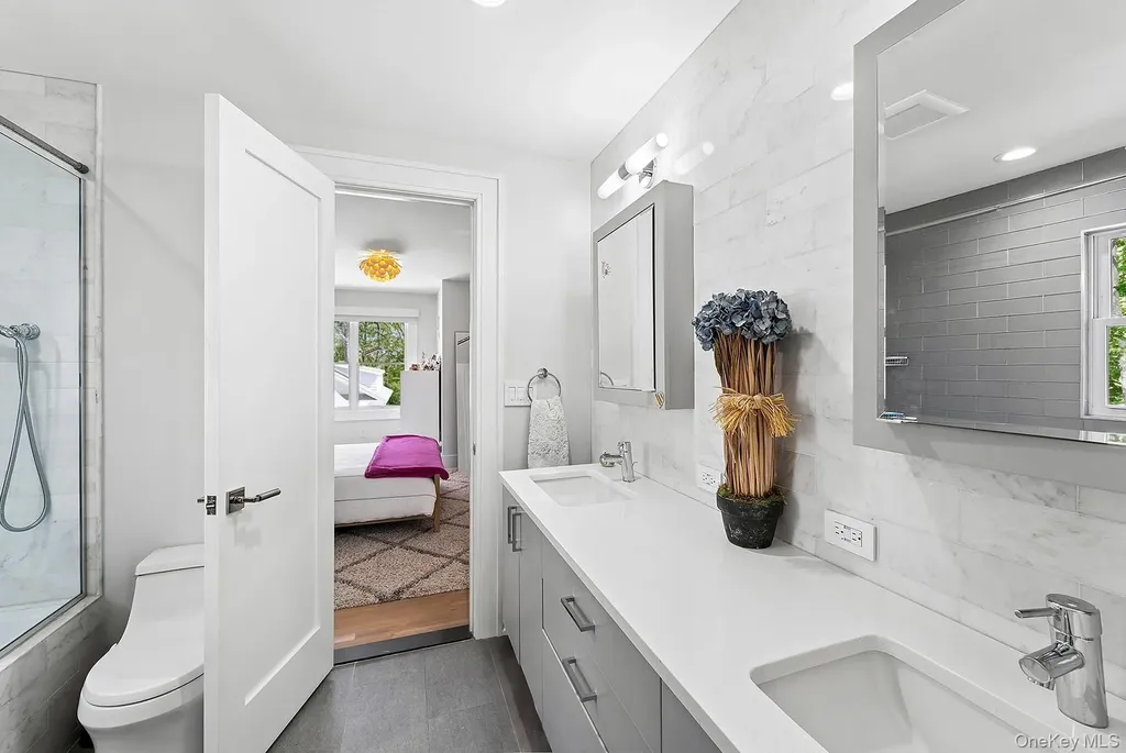 1 Fox Crossing Sag Harbor NY 11963