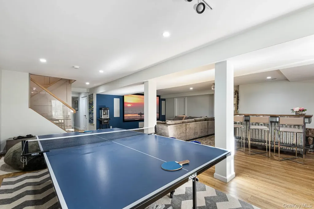 1 Fox Crossing Sag Harbor NY 11963
