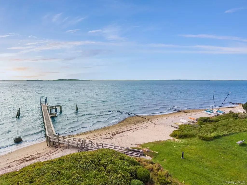 1 Fox Crossing Sag Harbor NY 11963