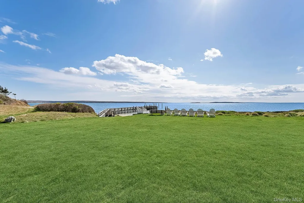 1 Fox Crossing Sag Harbor NY 11963