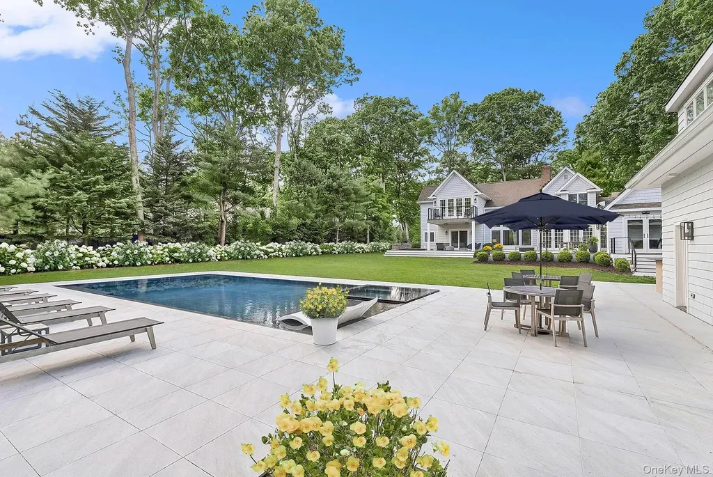 1 Fox Crossing Sag Harbor NY 11963