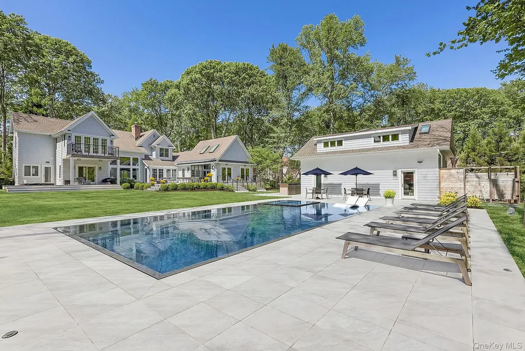 1 Fox Crossing Sag Harbor NY 11963