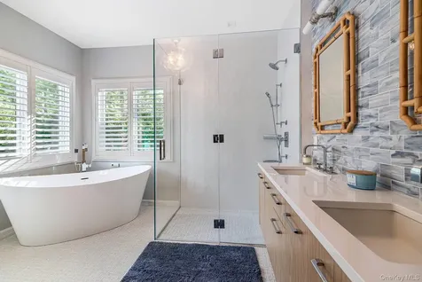 1 Fox Crossing Sag Harbor NY 11963