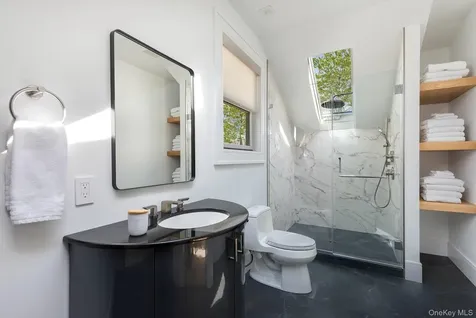 1 Fox Crossing Sag Harbor NY 11963