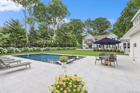 1 Fox Crossing Sag Harbor NY 11963