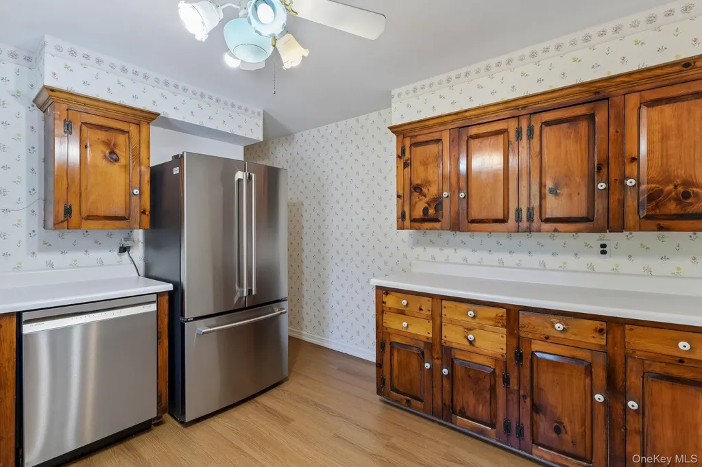 39 Shebar Drive Islip NY 11751