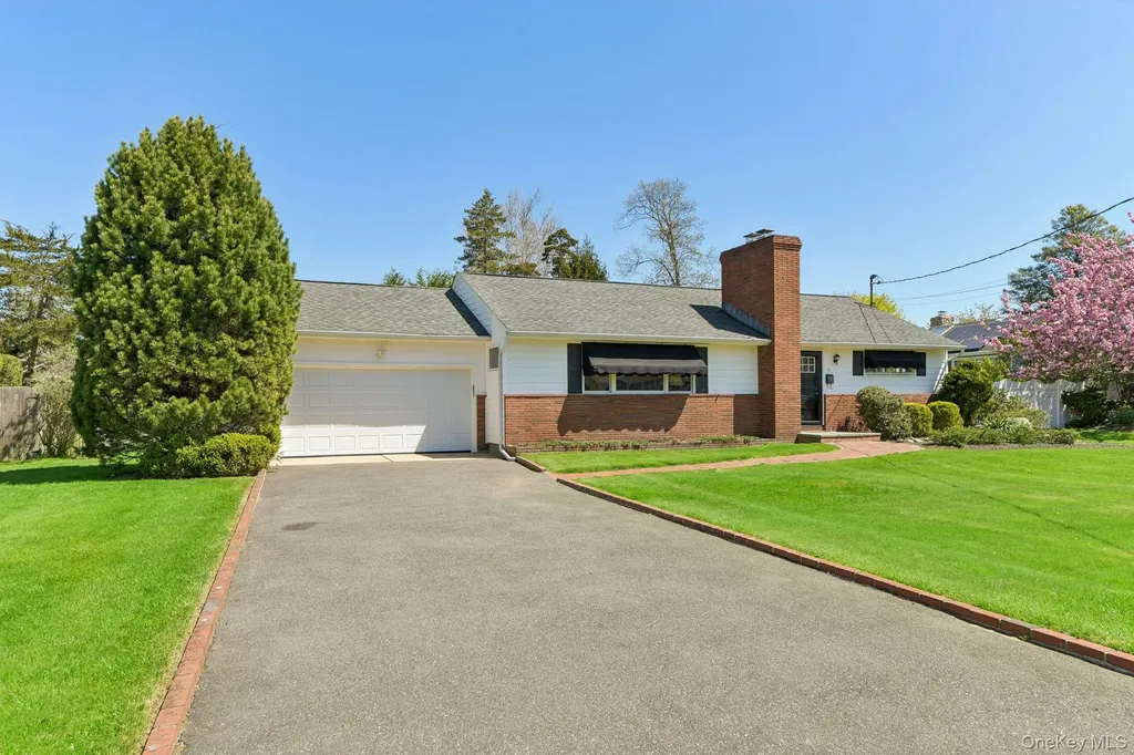 39 Shebar Drive Islip NY 11751