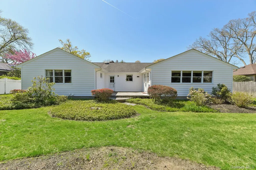 39 Shebar Drive Islip NY 11751
