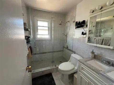 21911 131st Avenue Laurelton NY 11413