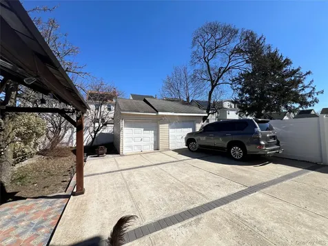 21911 131st Avenue Laurelton NY 11413