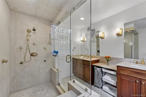 74 Dogwood Lane Pleasantville NY 10570