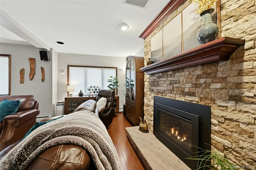 38 Ormond Avenue Selden NY 11784
