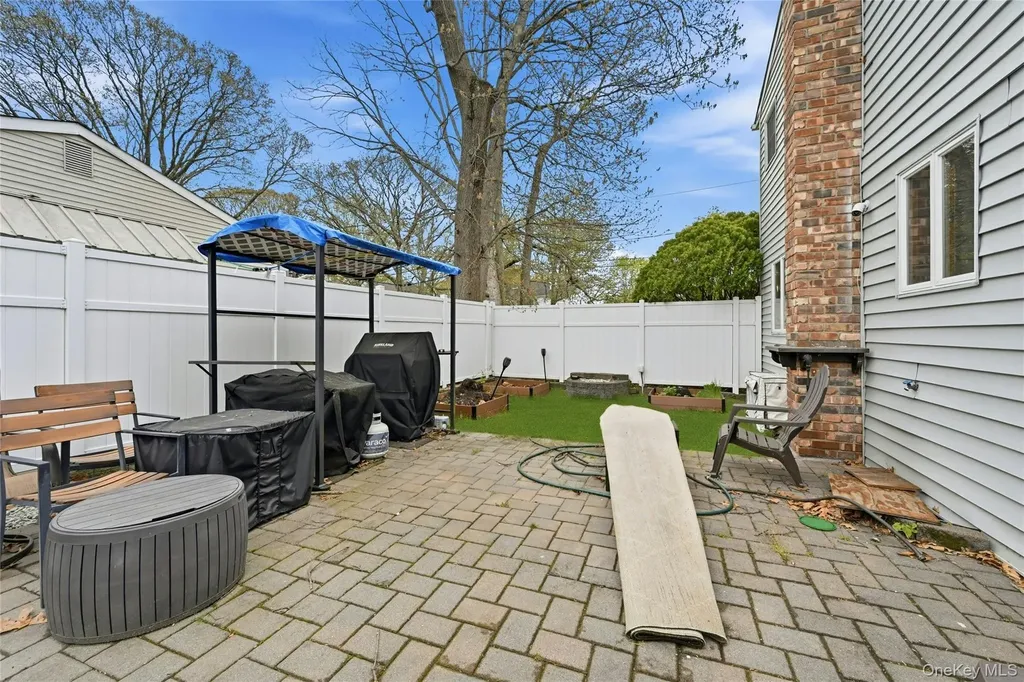 38 Ormond Avenue Selden NY 11784