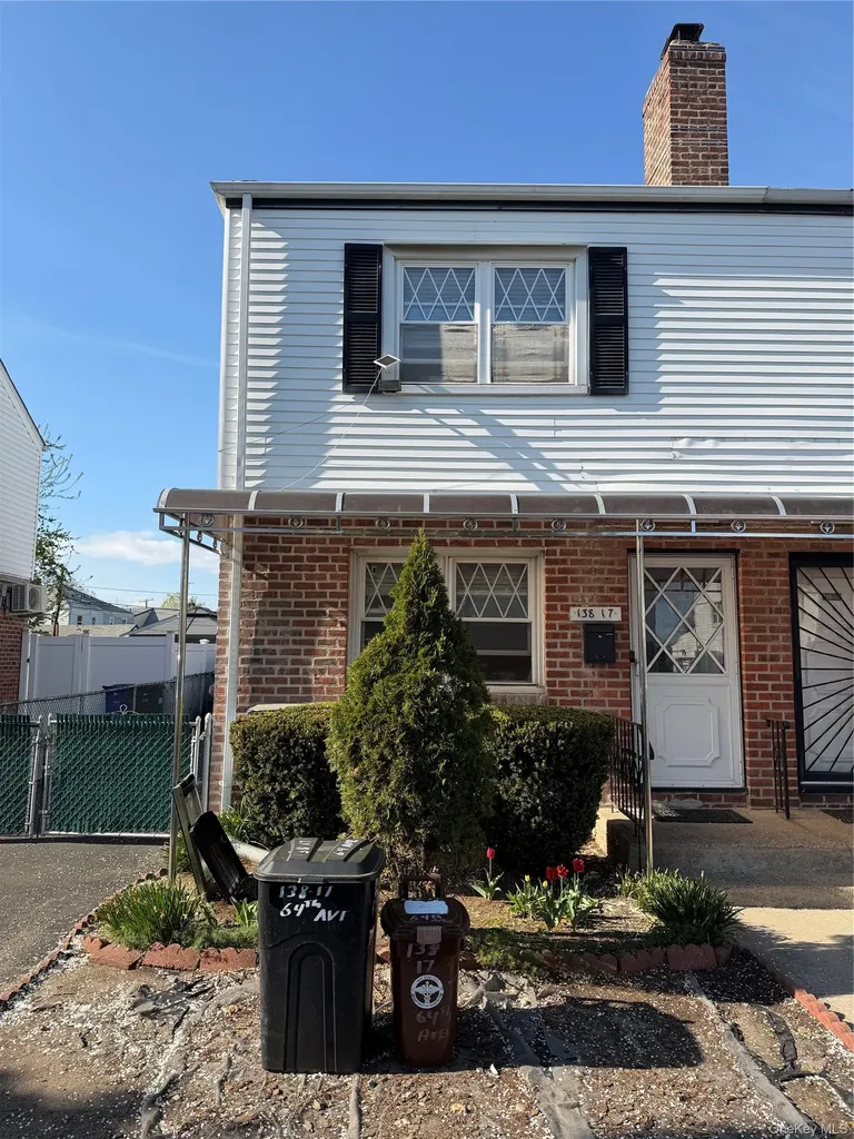 13817 64th Avenue Flushing NY 11367