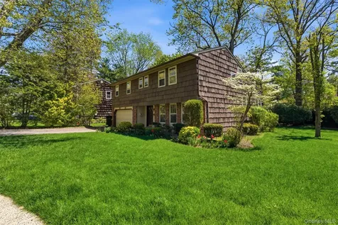 25 Sherwood Drive Larchmont NY 10538