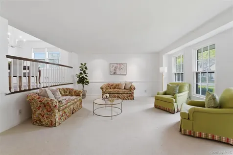 25 Sherwood Drive Larchmont NY 10538