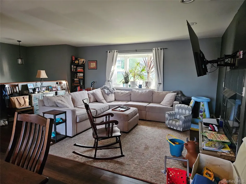 35 Maple Avenue Chester NY 10918