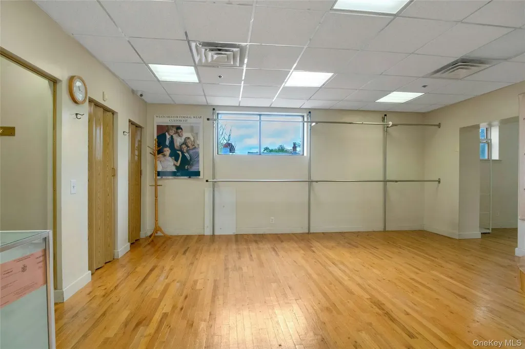 113 - 115 E Main Street Elmsford NY 10523