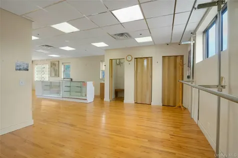 113 - 115 E Main Street Elmsford NY 10523