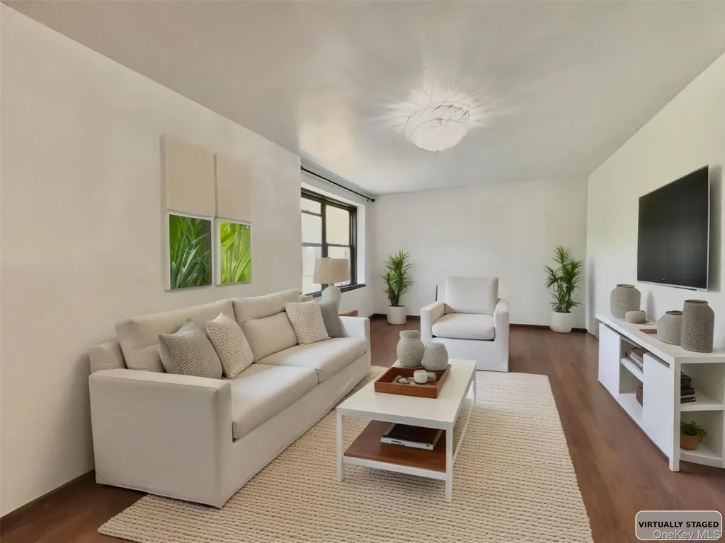140-14 28th Road Flushing NY 11354