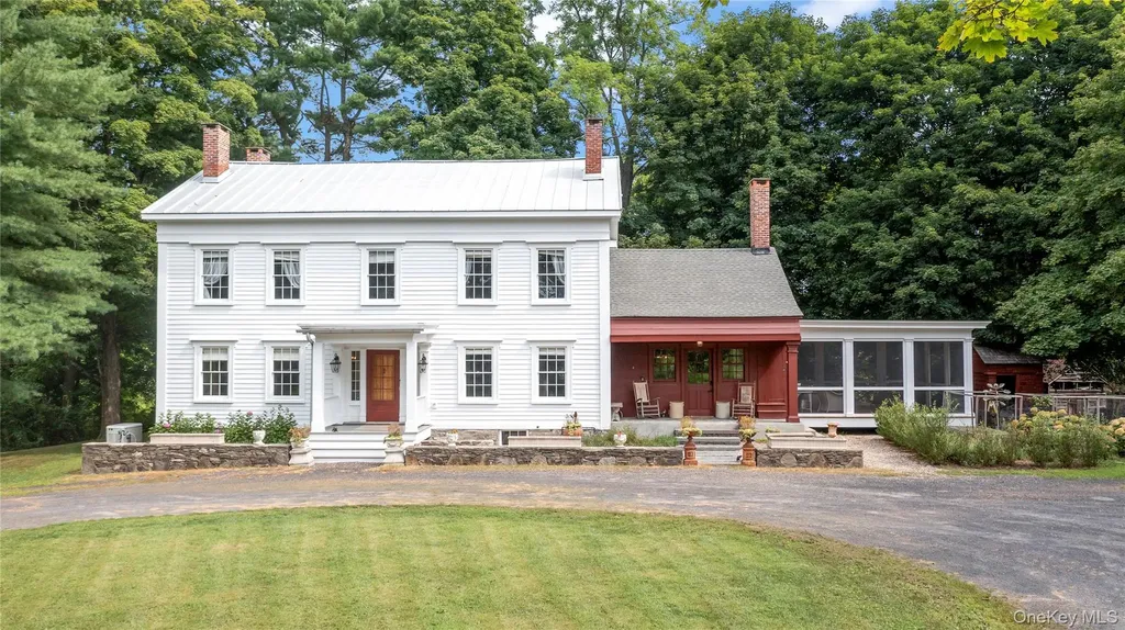 36 Market Lane Clinton Corners NY 12514