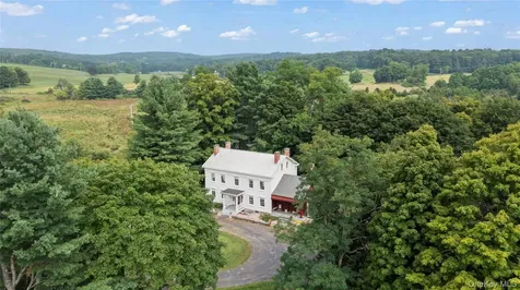 36 Market Lane Clinton Corners NY 12514