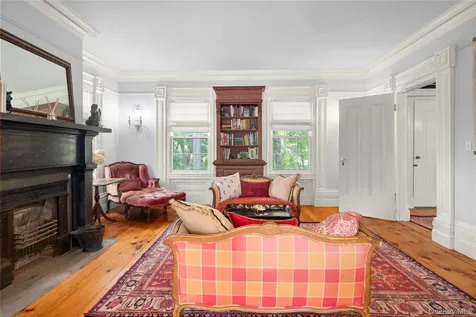 36 Market Lane Clinton Corners NY 12514