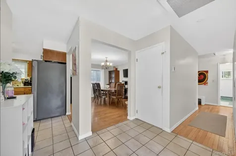 18 Patti Place Hopewell Junction NY 12533