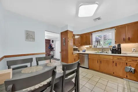 18 Patti Place Hopewell Junction NY 12533