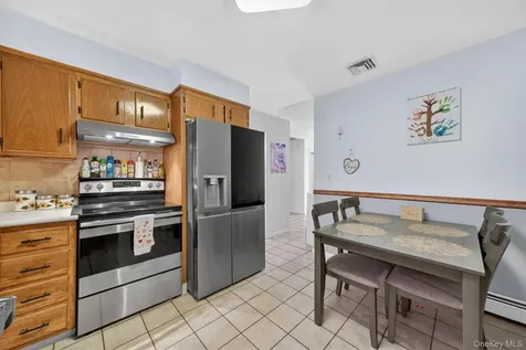 18 Patti Place Hopewell Junction NY 12533