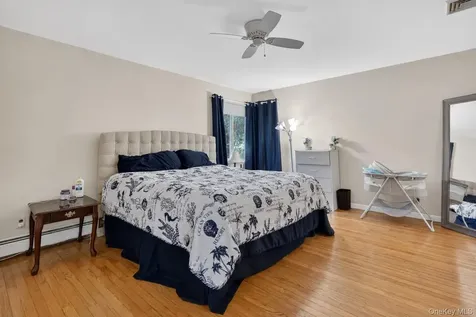 18 Patti Place Hopewell Junction NY 12533