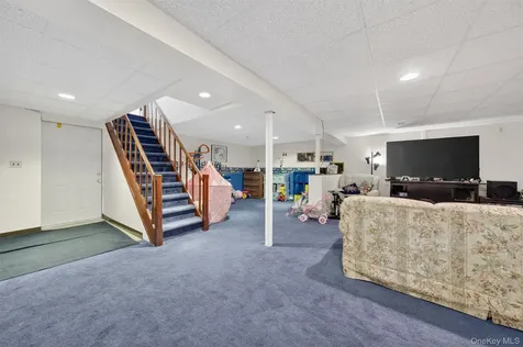 18 Patti Place Hopewell Junction NY 12533