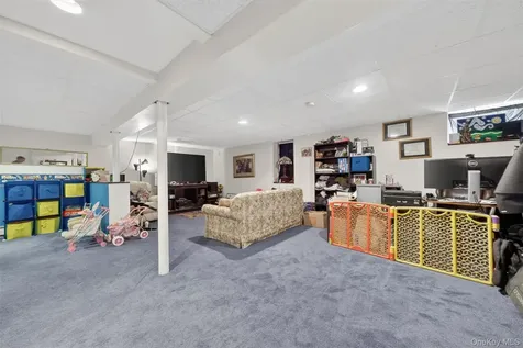 18 Patti Place Hopewell Junction NY 12533