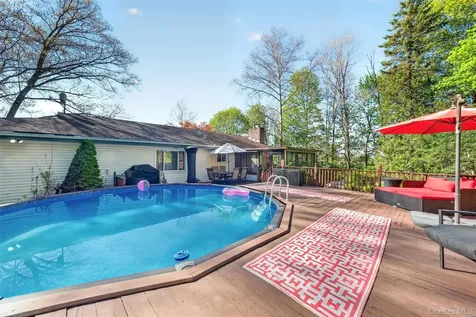 18 Patti Place Hopewell Junction NY 12533