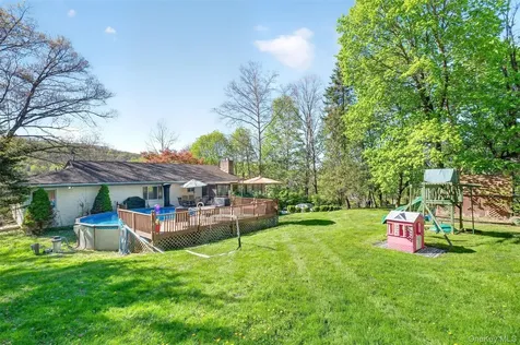 18 Patti Place Hopewell Junction NY 12533