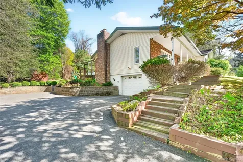 18 Patti Place Hopewell Junction NY 12533