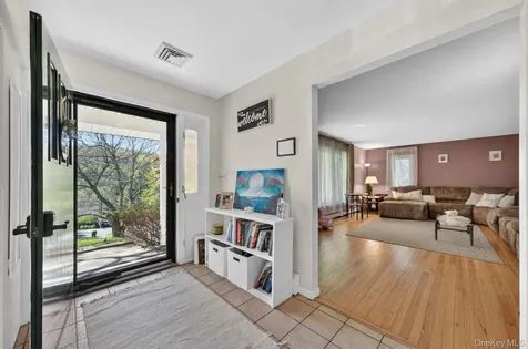 18 Patti Place Hopewell Junction NY 12533