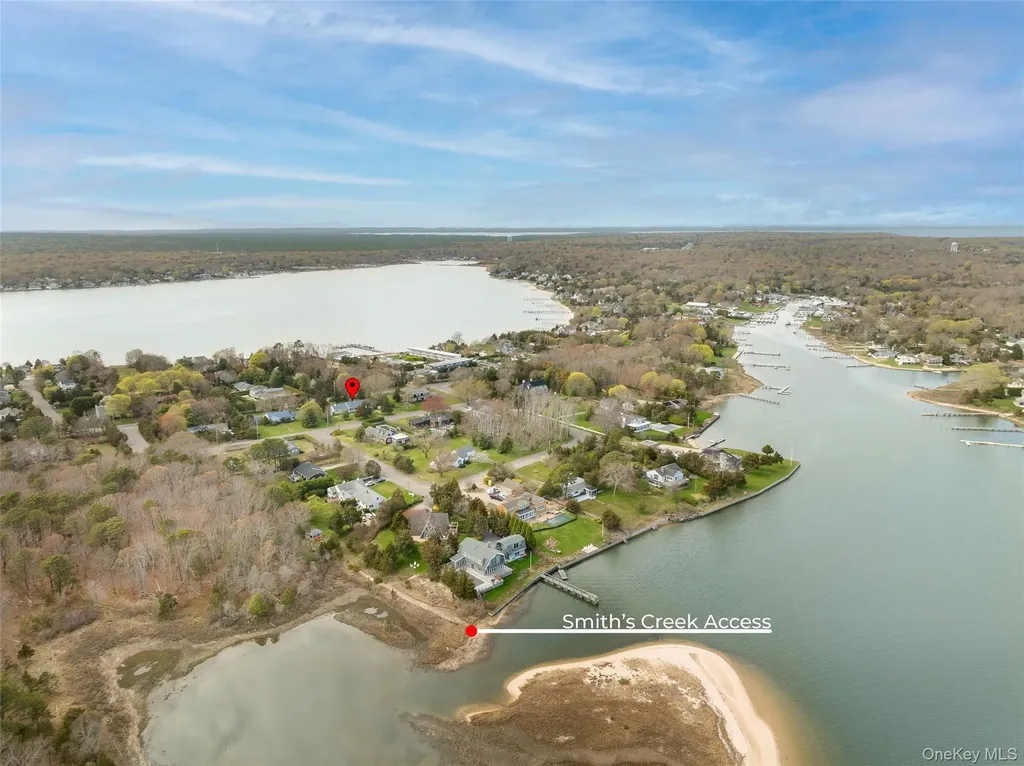 4 Hampton Harbor Lane Hampton Bays NY 11946