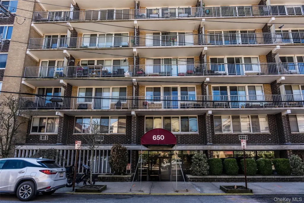 650 Shore Road Long Beach NY 11561