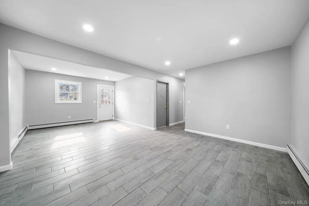 40 Alder Drive Mastic Beach NY 11951